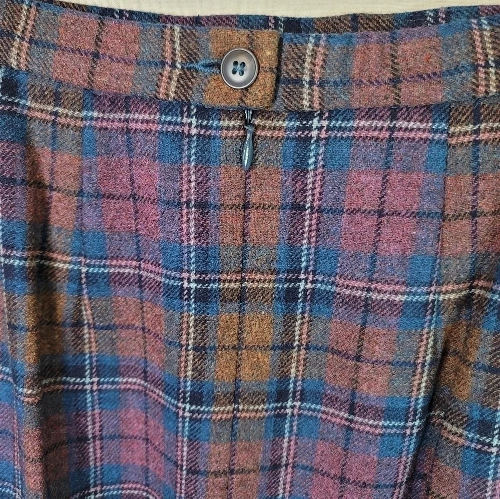 PENDLETON 100% WOOL PLAID VINTAGE PENCIL SKIRT, SZ 10 PETITE